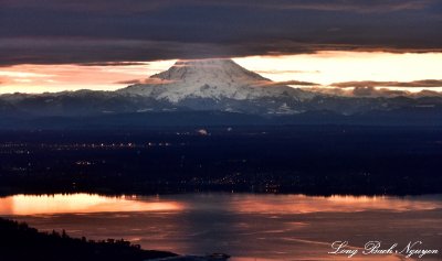 Sunrise on Mount Rainier US National Park Washington 020  