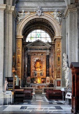 San Giovanni dei Fiorentini Altar Via Paola Rome Italy 121 