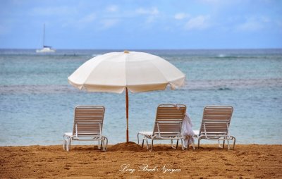 Beach Chairs and Umbrella on Waikiki Beach Honolulu Hawaii 078 