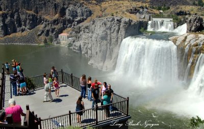 Visitors at Shoshone Falls and Park Snake River Twin Falls Idaho 215  