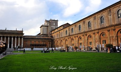 Pigna Courtyard, Tower of the Winds, Vatican Museums Italy 021  