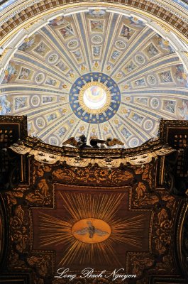 Canopy on Bernini's baldacchino, Giacomo della Porta and Domenico Fontana Dome, St Peter's Basilica, Rome 348