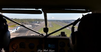 Landing on 13L at Boeing Field with Mount Rainier 060  