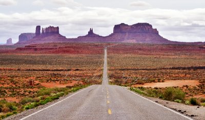 US Route 163 toward Monument Valley, Navajo Tribal Park, Utah-Arizona 1111 (Forrest Gump Hill)