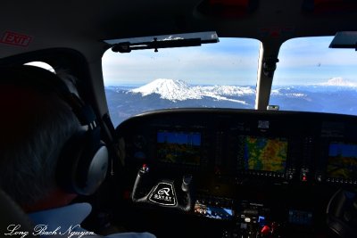 Quest Kodiak aircraft flyby Mt St Helens and Mt Rainier Washington 448 