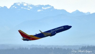 Southwest Airlines Climbing out 337  