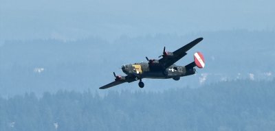 B-24 Witchcraft over Lake Washington 033  