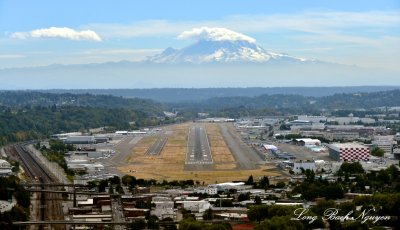 Boeing Field King County International Airport Mount Rainier Georgetown Seattle 320 