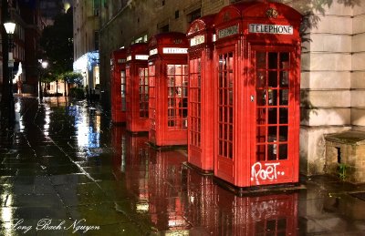 Iconic Red Telephone Booths Covent Garden London 328  