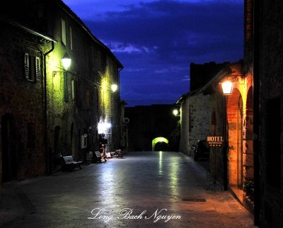 Night Time in Monteriggioni Tuscany Italy 460 