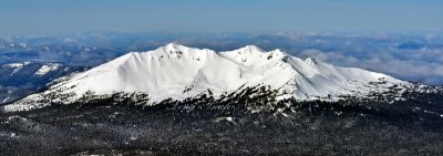 Diamond Peak in Southern Oregon Cascade Mountains Range 619  