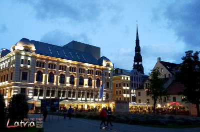 Night life in Riga old town