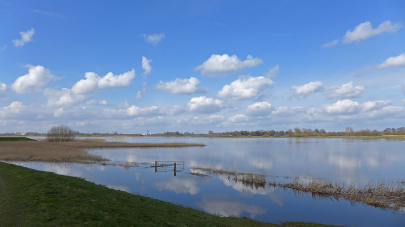 overstroming buitenlanden Langenholte1_klein.jpg