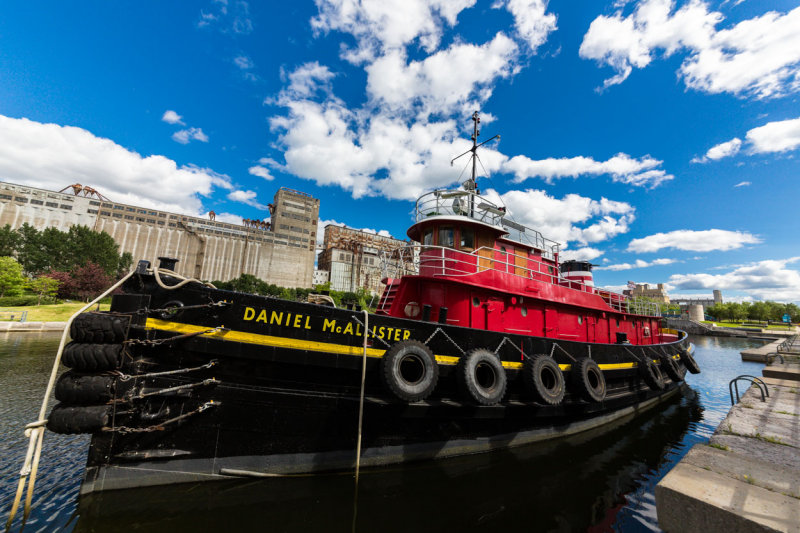 Tug, Montreal Waterfront