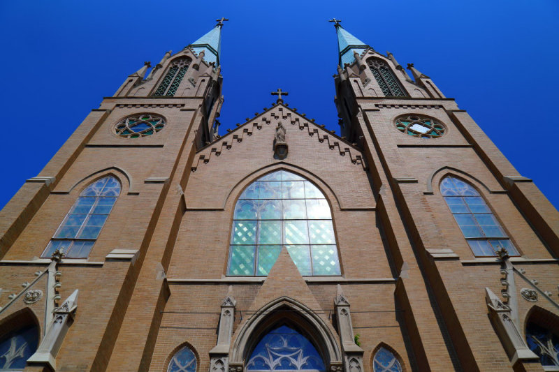 </b>5th<b><br>Twin Spires