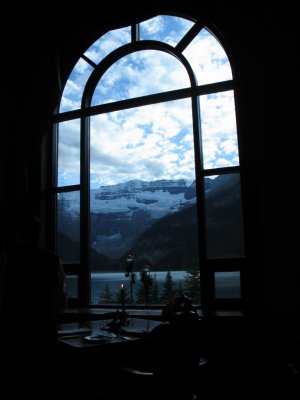 Walliser Stube / Lake Louise / Victoria Glacier