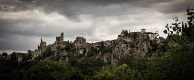 Mauvais temps sur Aigueze.