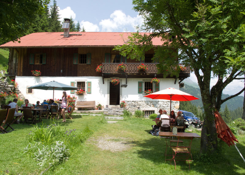 Refuge Nant Borrant: lunch
