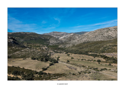 06/02/2016  Des de Sant Marc de la Barcella, el Mas d'Ausencia i el Turmell