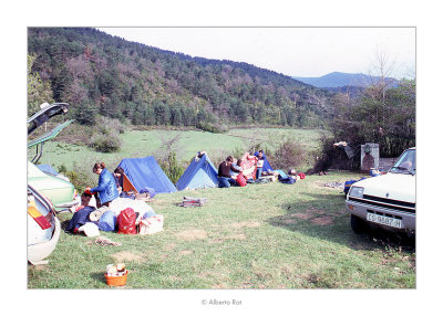 Abril 1981 · Vall del Roncal, Navarra. Toca desfer el campament