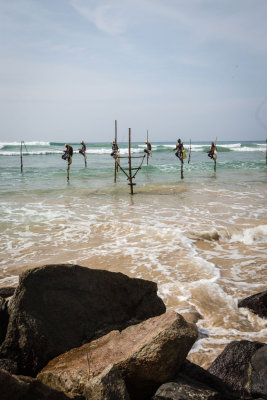 Sri-Lanka-163-Fishermen-on-stilts.jpg