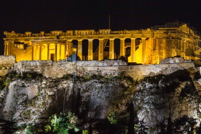 012 Greece Parthenon Night Time.jpg