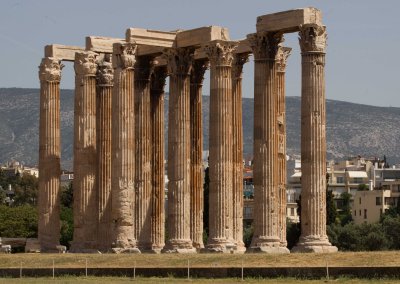 028 Greece Athens Temple of Zeus.jpg
