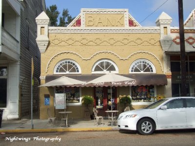 St Martin Parish - St Martinville - La Petit Paris Cafe 