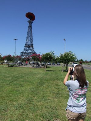 2015  Beth at Paris Tx.