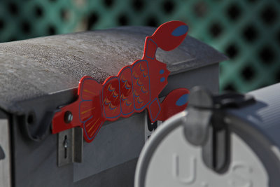 2 mailboxes 1 lobster