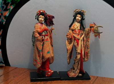 geisha dolls