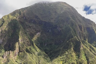 Iao Valley Hike on Maui, Hawaii 2015 03 (Mar) 02