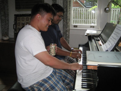 Jammin' on the baby grand