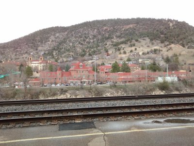 Glenwood Hot Springs and Lodge, with Hotel Colorado on the far left
