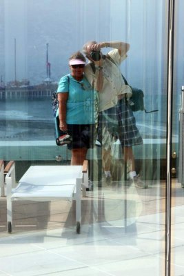 Our reflection on this lots of glass building