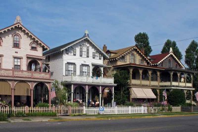 Some Cape May Victorians (208)