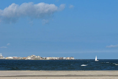 Sailing Towards Longport