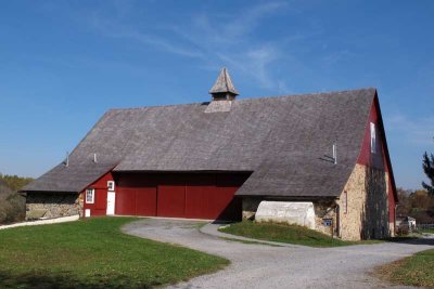 The Great Barn of Springton Manor