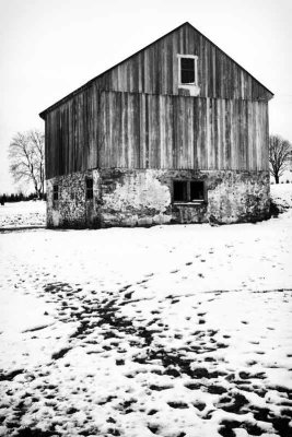 Old Barn in Snow