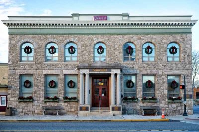 Downingtown National Bank at Christmastime