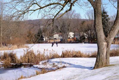 Ice Hockey on the Lakes in Downingtown, PA. (8)