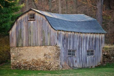 This Old Barn is Still Standing