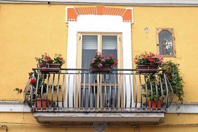 An second floor balcony in Soveria Mannelli