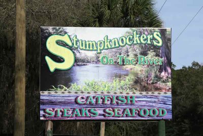 Stumpnickers on the River