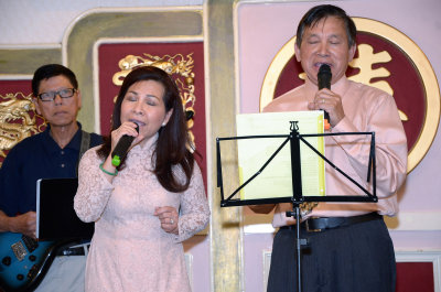Tiệc-Vn Nghệ-1.jpg