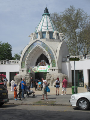 Entrance of the zoo