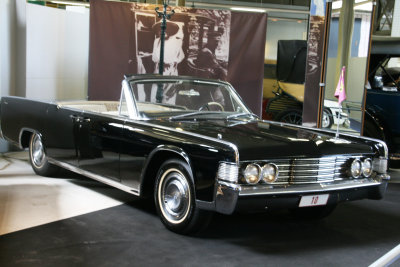 Lincoln Continental Convertible 1965.