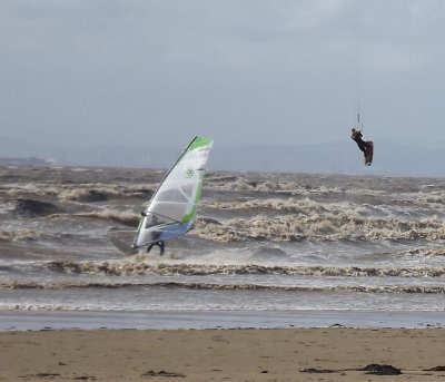 Kite surfing 2.jpg
