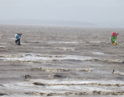 Kite surfing 5.jpg