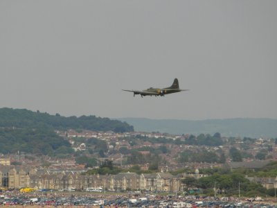 B17 Flying fortress pic 8.jpg